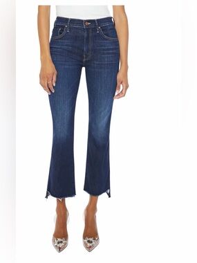 Mother Denim Insider Crop Step Fray Jeans
Wash:Off Limits
Size 29
NWT